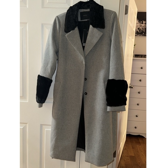 Y.A.S fluffy coat light grey - Picture 1 of 3
